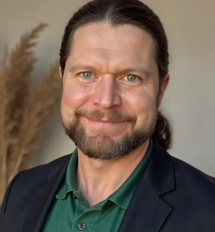 Dr. Jochen Kaufmann, promovierter und klinischer Psychologe