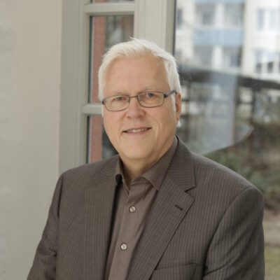 Diplom Psychologe Jörg Schlegel - erfahren, menschlich, kompetent.